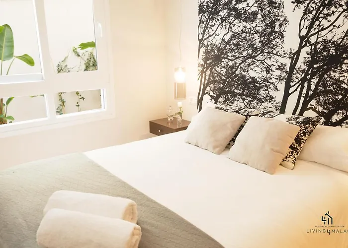 Living4malaga Atarazanas Executive Apartment *